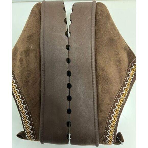 NWT Avalanche Cozy Slippers in dark brown. Size 9. - Picture 6 of 8